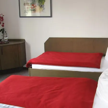 게스트하우스 Am Schlossberg 3*